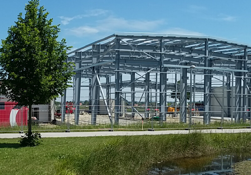 Der Standort Bad Vöslau wird zu klein – die Vision Pöttelsdorf entsteht.