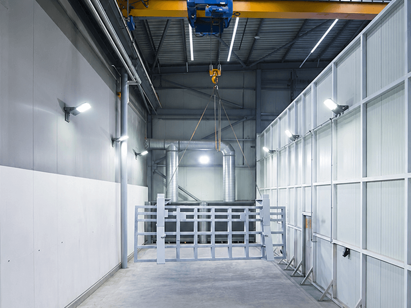 AIGNER Stahlbau - In-House Lackieranlage